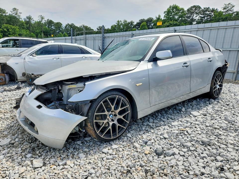 2007 Bmw 530 მანქანა იყიდება აუქციონზე, vin: WBANE73507CM55203, აუქციონის ნომერი: 57354436