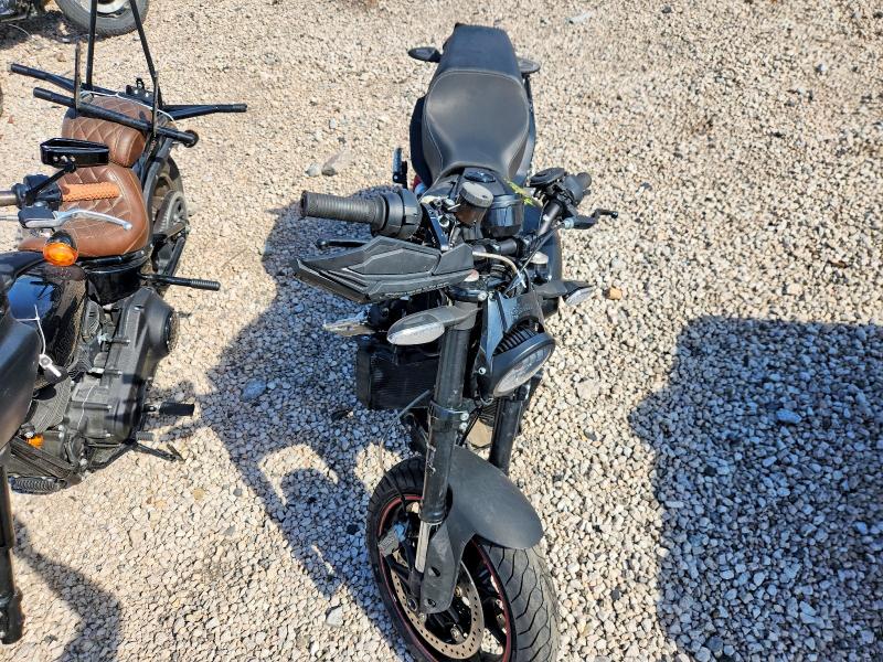 56716436 :رقم المزاد ، 56KRZA221N3172880 vin ، 2022 Indian Ftr مزاد بيع