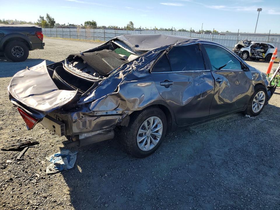 2016 Toyota Camry Hybrid მანქანა იყიდება აუქციონზე, vin: 4T1BD1FK7GU200819, აუქციონის ნომერი: 56739246