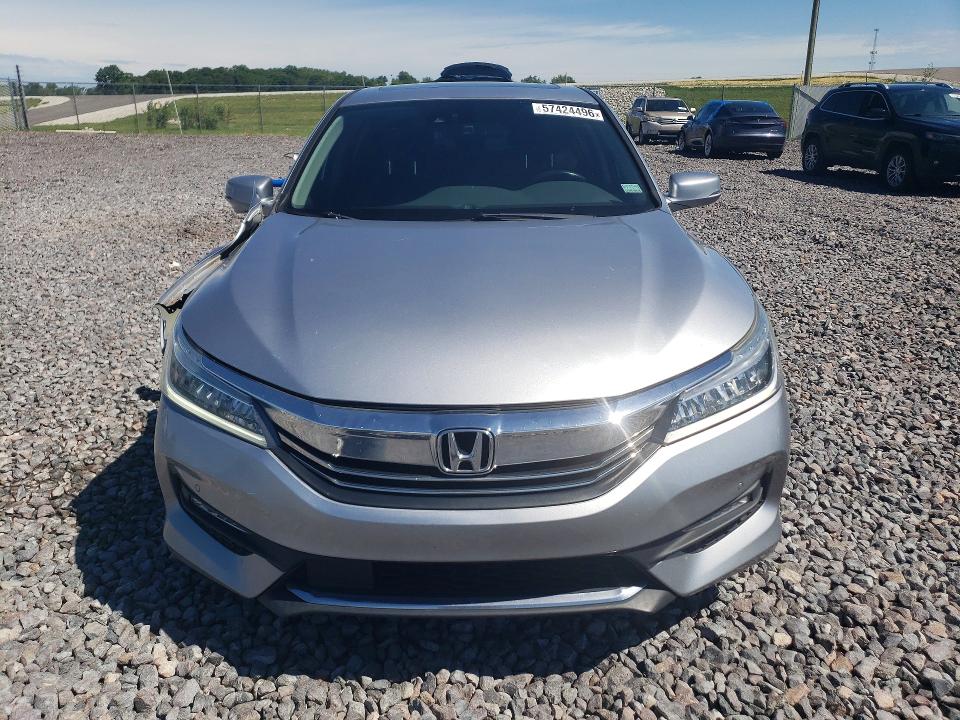 Продаж на аукціоні авто 2017 Honda Accord, vin: 1HGCR3F97HA023115, номер лоту: 57424496