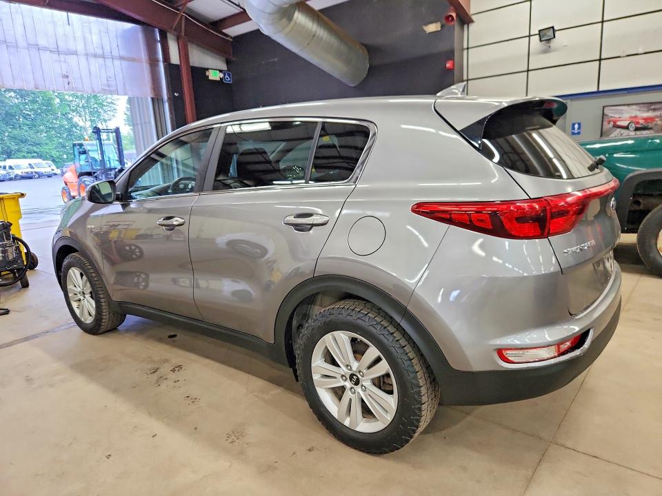 2018 Kia Sportage მანქანა იყიდება აუქციონზე, vin: KNDPMCAC1J7359511, აუქციონის ნომერი: 58659286