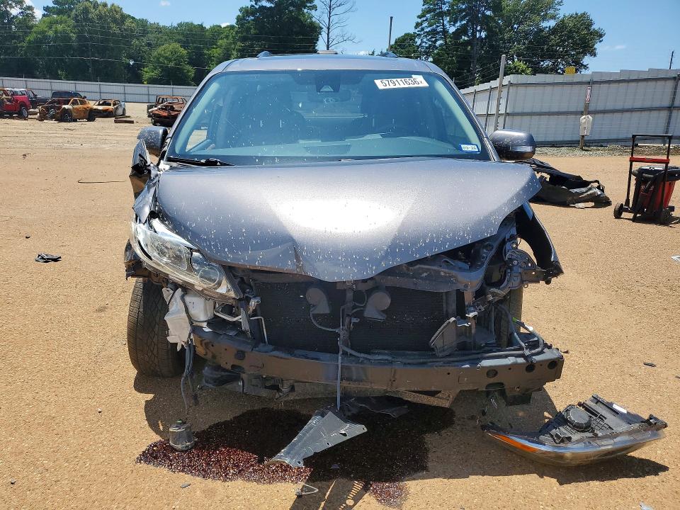 Продажа на аукционе авто 2018 Toyota Sienna, vin: 5TDYZ3DC5JS931106, номер лота: 57911636