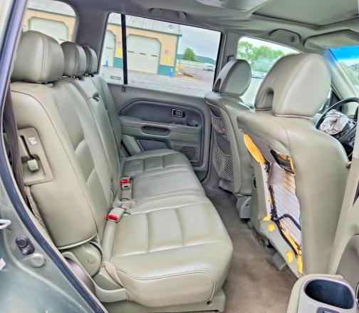 2008 Honda Pilot მანქანა იყიდება აუქციონზე, vin: 5FNYF18688B010286, აუქციონის ნომერი: 56299336