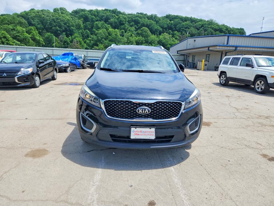 56060076 :رقم المزاد ، 5XYPGDA32HG254759 vin ، 2017 Kia Sorento مزاد بيع
