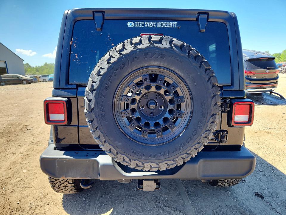 55568776 :رقم المزاد ، 1C4HJXDG4NW142288 vin ، 2022 Jeep Wrangler Unlimited مزاد بيع