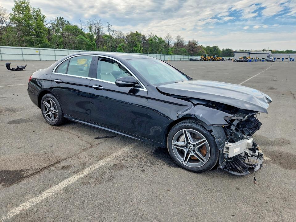 2022 Mercedes-benz E მანქანა იყიდება აუქციონზე, vin: W1KZF8EB1NB059946, აუქციონის ნომერი: 57824246