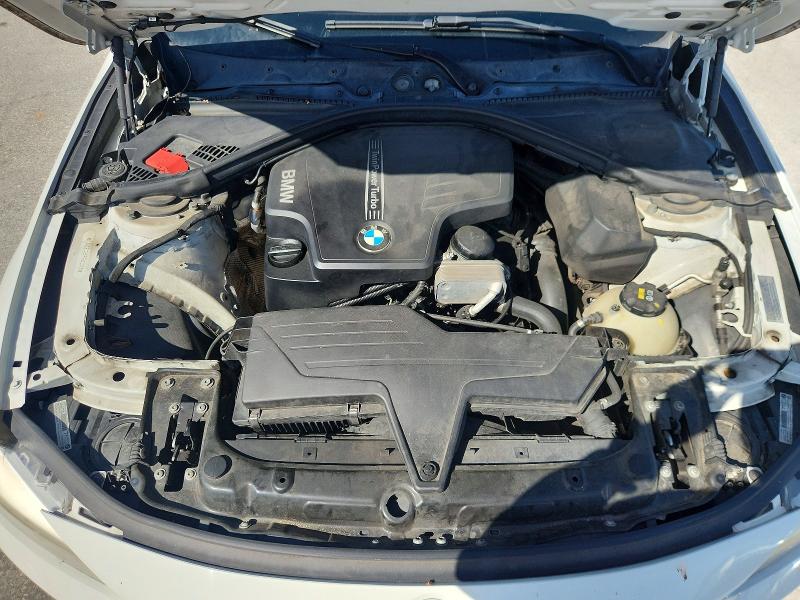 58703496 :رقم المزاد ، WBA3B1C55FP830975 vin ، 2015 Bmw 320 مزاد بيع