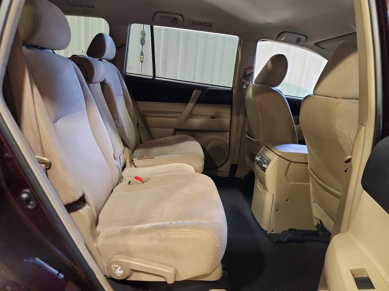 55682276 :رقم المزاد ، 5TDBK3EH1CS124587 vin ، 2012 Toyota Highlander مزاد بيع