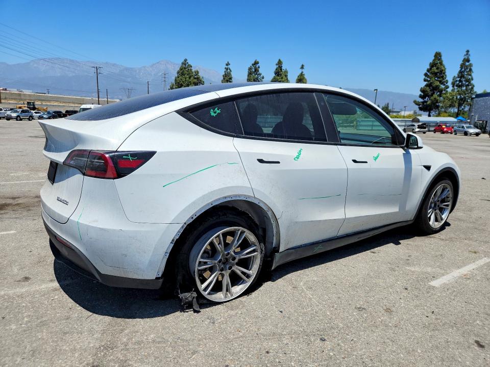 Продажа на аукционе авто 2023 Tesla Model Y, vin: 7SAYGDEE7PA115202, номер лота: 57867166