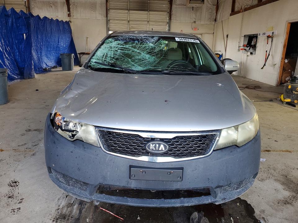 2011 Kia Forte მანქანა იყიდება აუქციონზე, vin: KNAFU4A20B5885972, აუქციონის ნომერი: 56902716