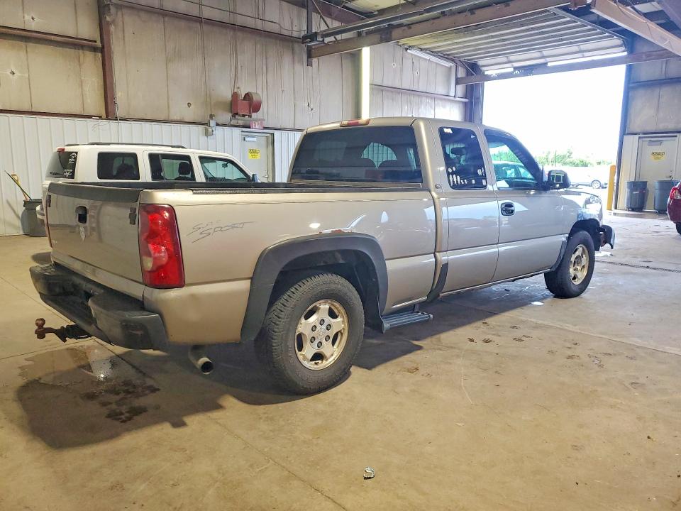 2003 Chevrolet Silverado მანქანა იყიდება აუქციონზე, vin: 2GCEC19X631365147, აუქციონის ნომერი: 56595596