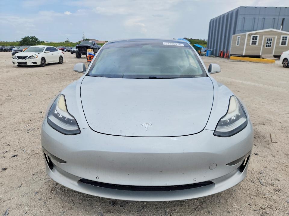 Продажа на аукционе авто 2018 Tesla Model 3, vin: 5YJ3E1EA0JF009578, номер лота: 54420916