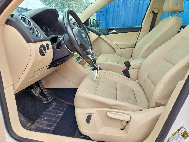 2014 Volkswagen Tiguan მანქანა იყიდება აუქციონზე, vin: WVGAV3AX1EW540878, აუქციონის ნომერი: 57573716