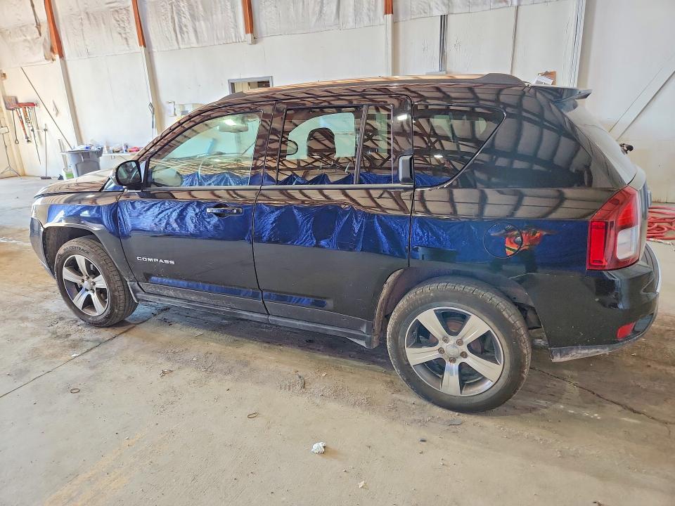 2017 Jeep Compass მანქანა იყიდება აუქციონზე, vin: 1C4NJCEBXHD185001, აუქციონის ნომერი: 56743016
