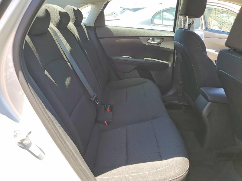 2021 Kia Forte მანქანა იყიდება აუქციონზე, vin: 3KPF24AD7ME315677, აუქციონის ნომერი: 56164276