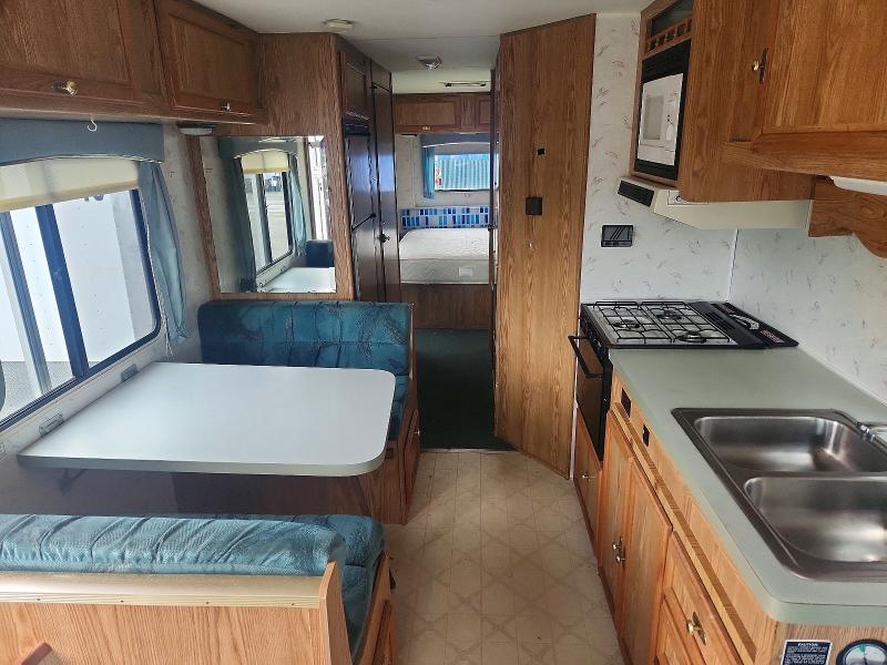 Продажа на аукционе авто 1995 Georgie Boy Trailers, vin: 1GBKP37N3S3307918, номер лота: 58694056