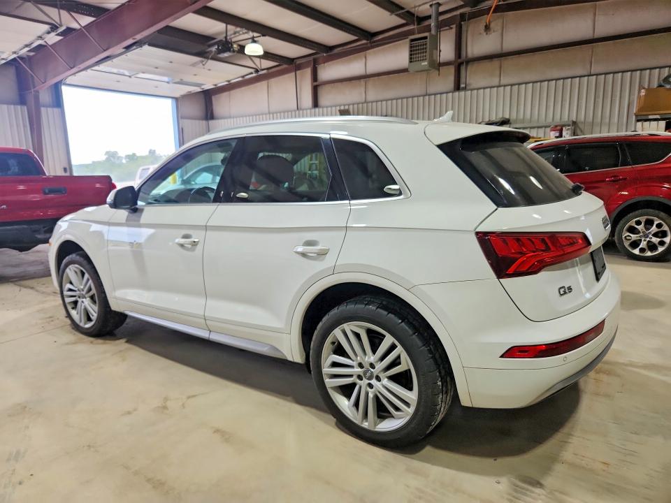 58983896 :رقم المزاد ، WA1BNAFY0J2010721 vin ، 2018 Audi Q5 مزاد بيع