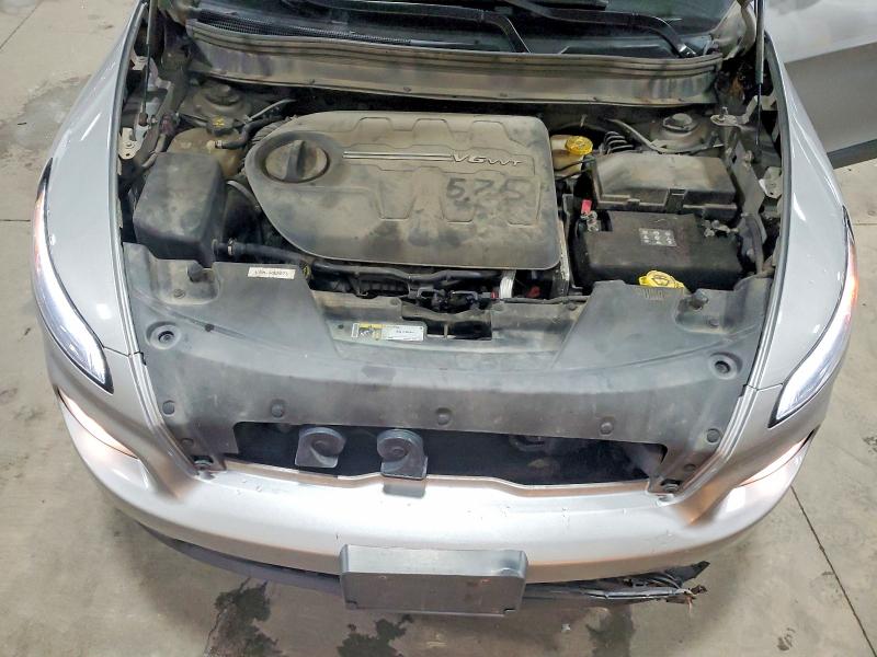 58450806 :رقم المزاد ، 1C4PJMCS9FW634848 vin ، 2015 Jeep Cherokee مزاد بيع