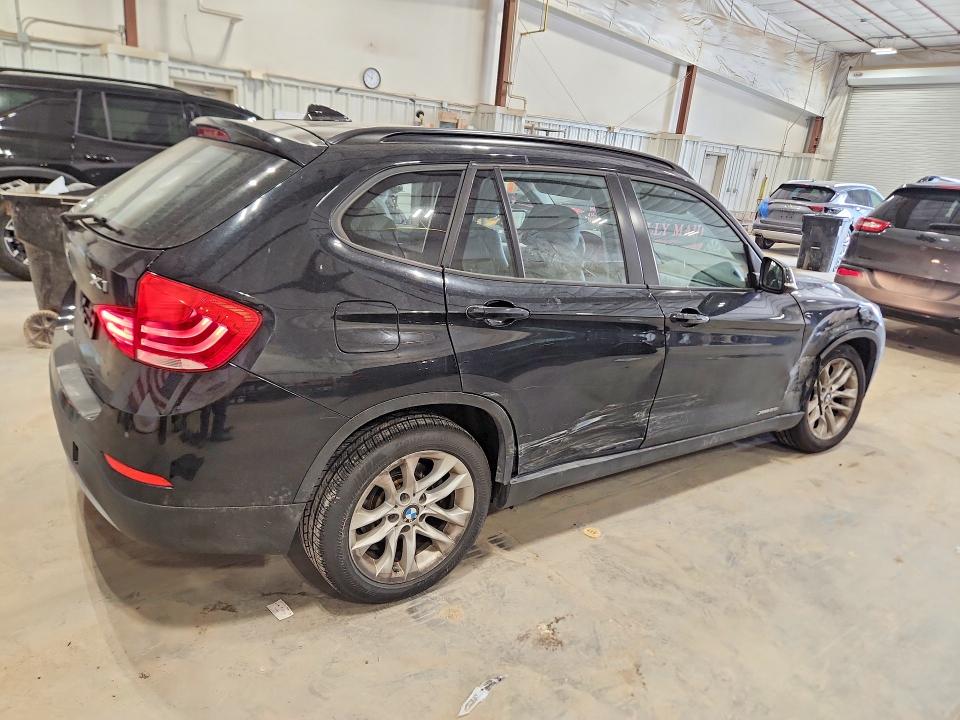 2015 Bmw X1 მანქანა იყიდება აუქციონზე, vin: WBAVL1C53FVY40597, აუქციონის ნომერი: 55702886