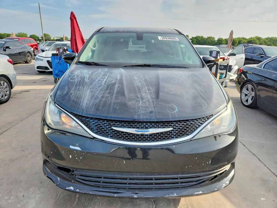 58938606 :رقم المزاد ، 2C4RC1DG1JR186246 vin ، 2018 Chrysler Pacifica مزاد بيع