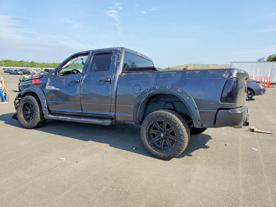 56723696 :رقم المزاد ، 1C6RR7FT3KS511823 vin ، 2019 Ram 1500 Classic مزاد بيع