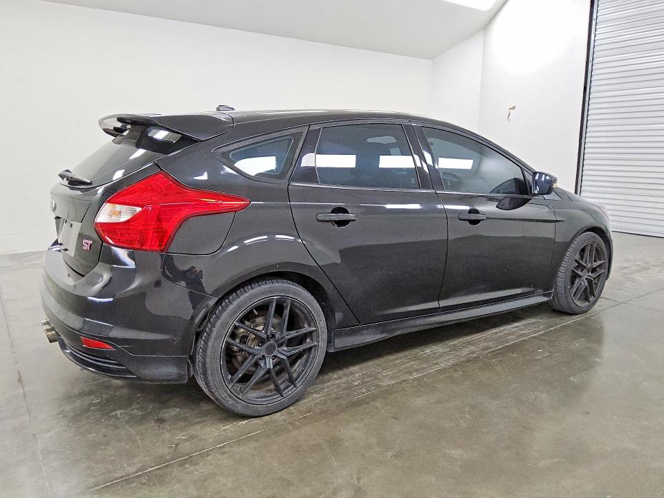 Продажа на аукционе авто 2014 Ford Focus, vin: 1FADP3L90EL339359, номер лота: 57863196