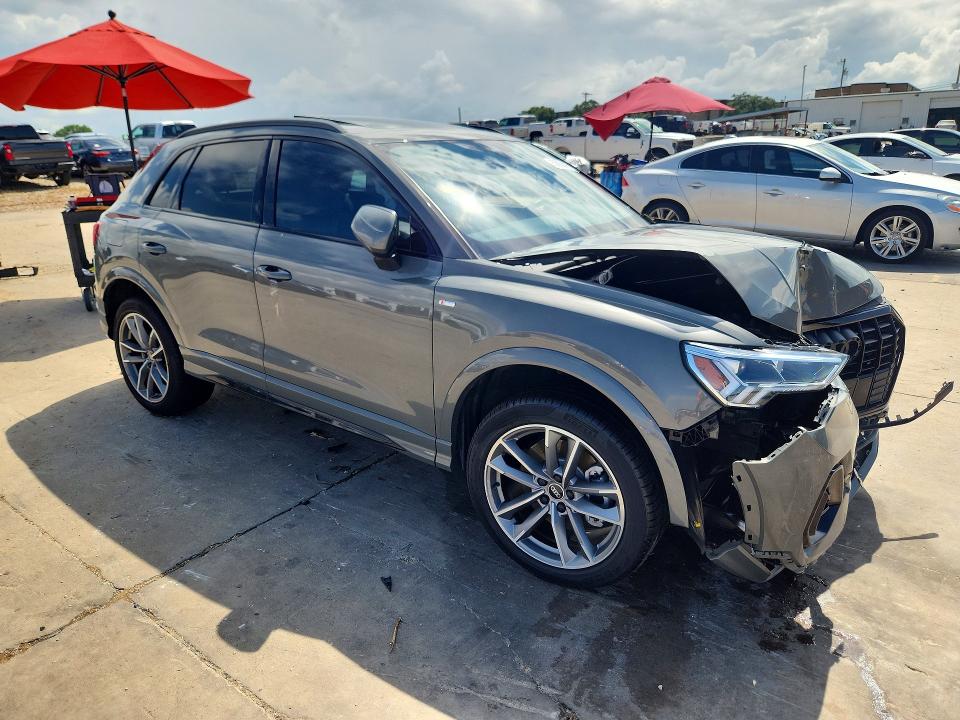 Продаж на аукціоні авто 2024 Audi Q3, vin: WA1DECF33R1046302, номер лоту: 56288426
