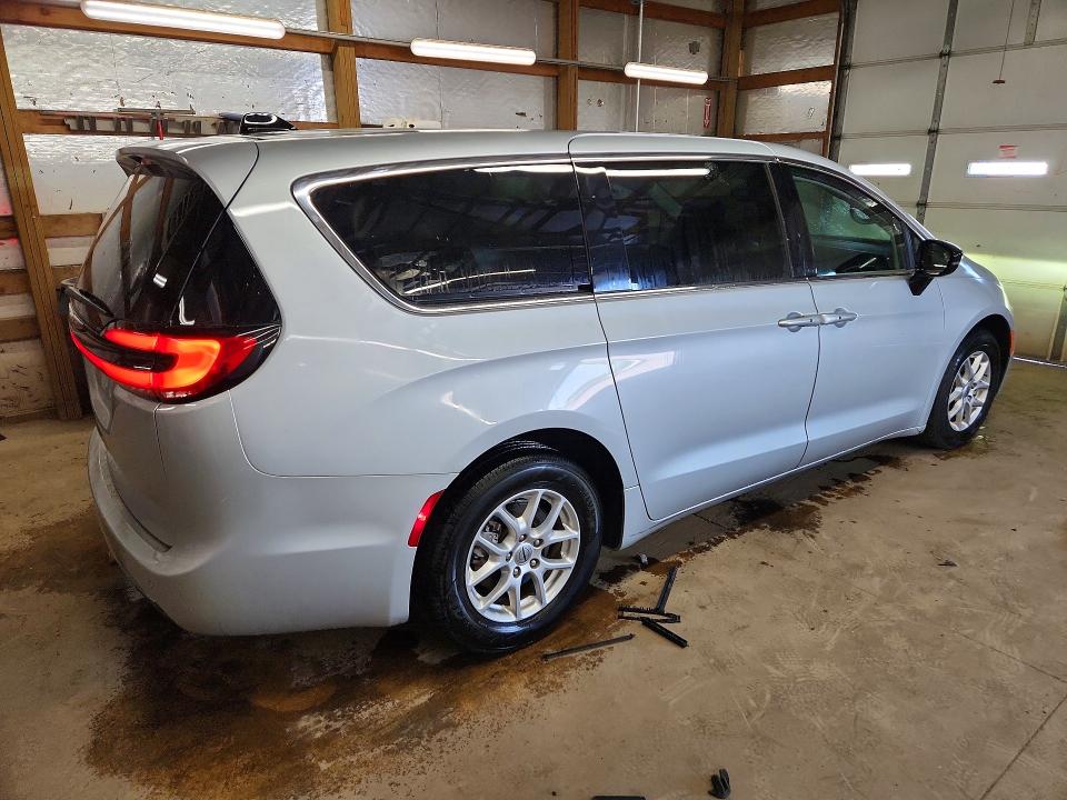 55995096 :رقم المزاد ، 2C4RC1BG1RR133237 vin ، 2024 Chrysler Pacifica مزاد بيع