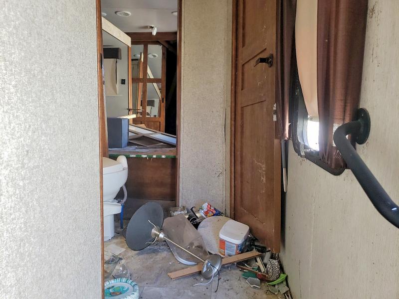 Продажа на аукционе авто 2018 Heartland Rv Recreational Vehicle (rv), vin: 5SFBG3924JE365342, номер лота: 55112166