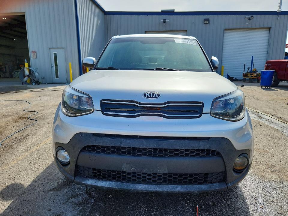 2018 Kia Soul მანქანა იყიდება აუქციონზე, vin: KNDJP3A52J7581019, აუქციონის ნომერი: 55003416