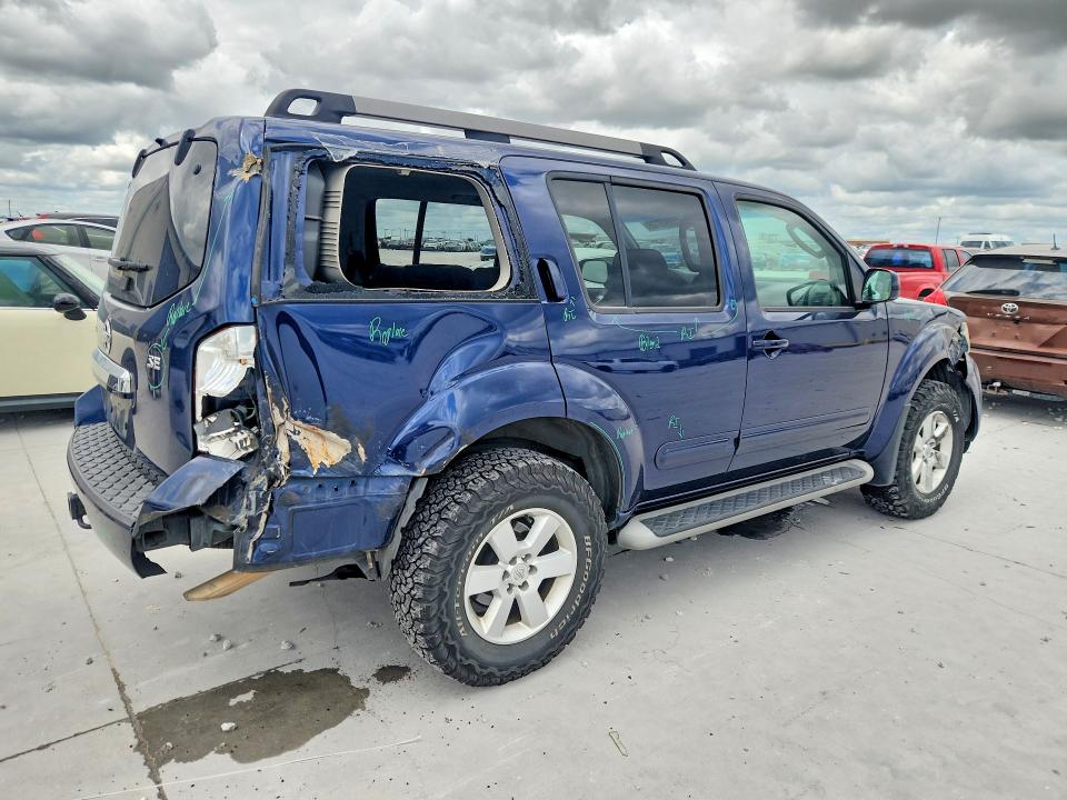 55549126 :رقم المزاد ، 5N1AR18B29C608390 vin ، 2009 Nissan Pathfinder مزاد بيع