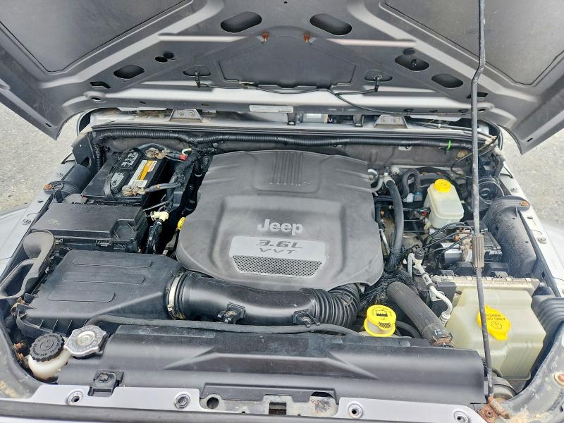 Auction sale of the 2013 Jeep Wrangler Unlimited, vin: 1C4BJWEG1DL704128, lot number: 56667456