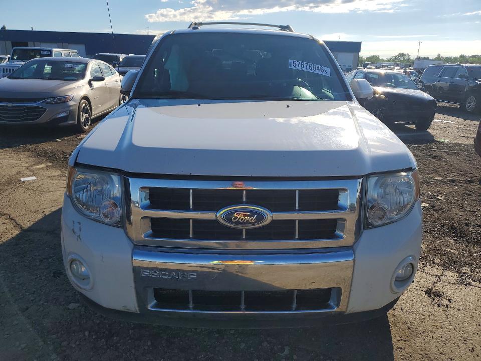 2011 Ford Escape მანქანა იყიდება აუქციონზე, vin: 1FMCU0EG9BKB71971, აუქციონის ნომერი: 57678046