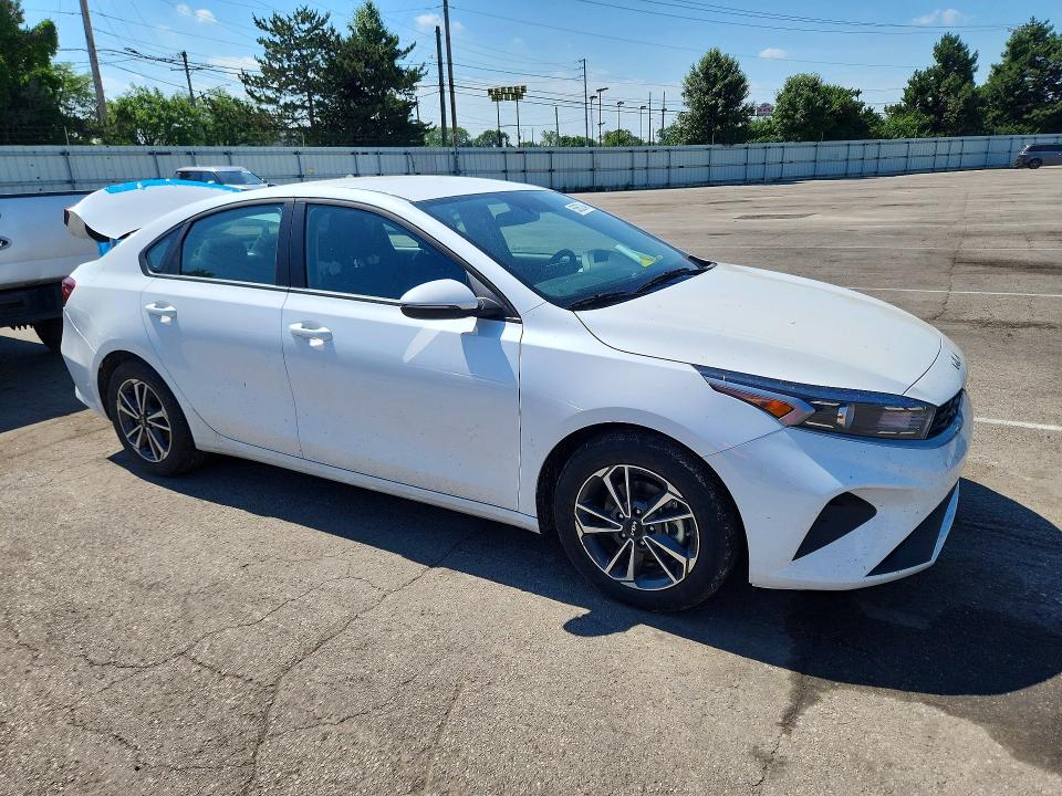 Продажа на аукционе авто 2024 Kia Forte, vin: 3KPF24AD0RE794032, номер лота: 55652246