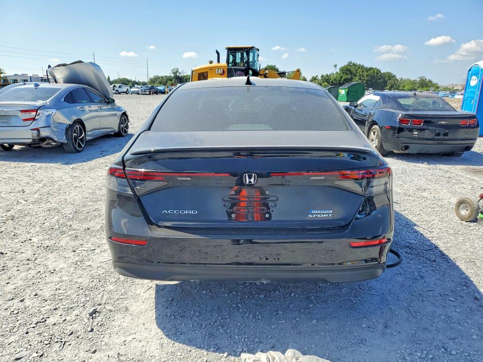 2025 Honda Accord მანქანა იყიდება აუქციონზე, vin: 1HGCY2F5XSA071354, აუქციონის ნომერი: 58173616