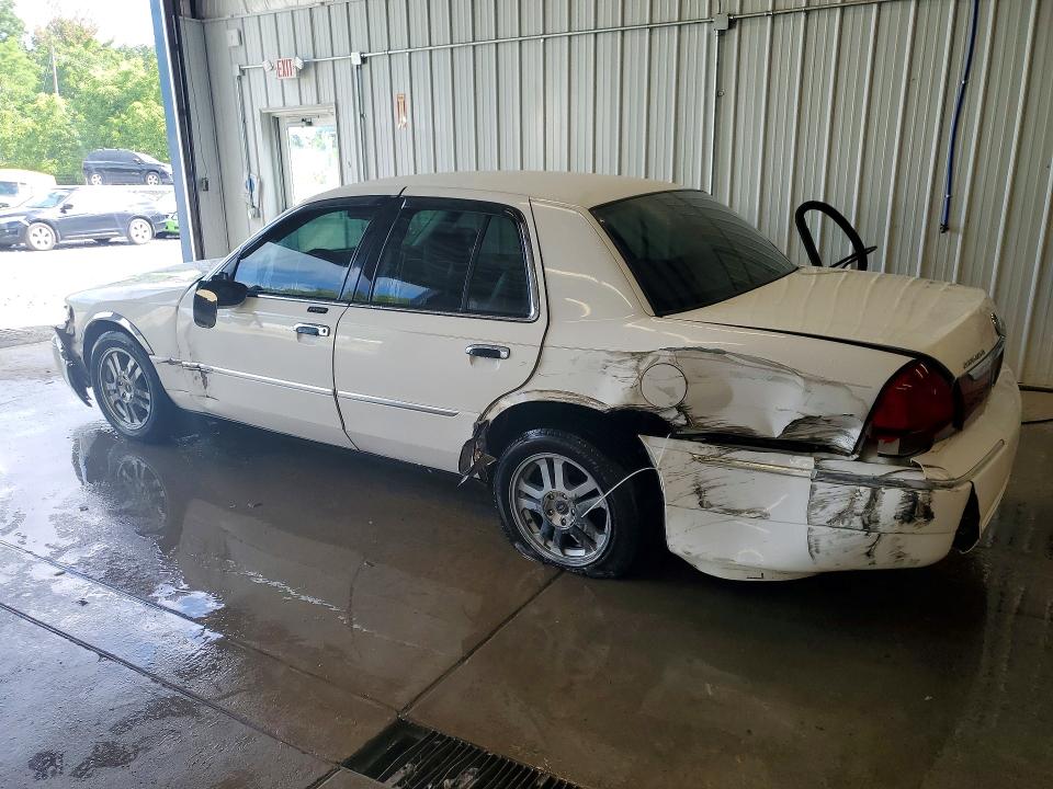 2003 Mercury Grand Marquis მანქანა იყიდება აუქციონზე, vin: 2MEFM75W53X632016, აუქციონის ნომერი: 95585405