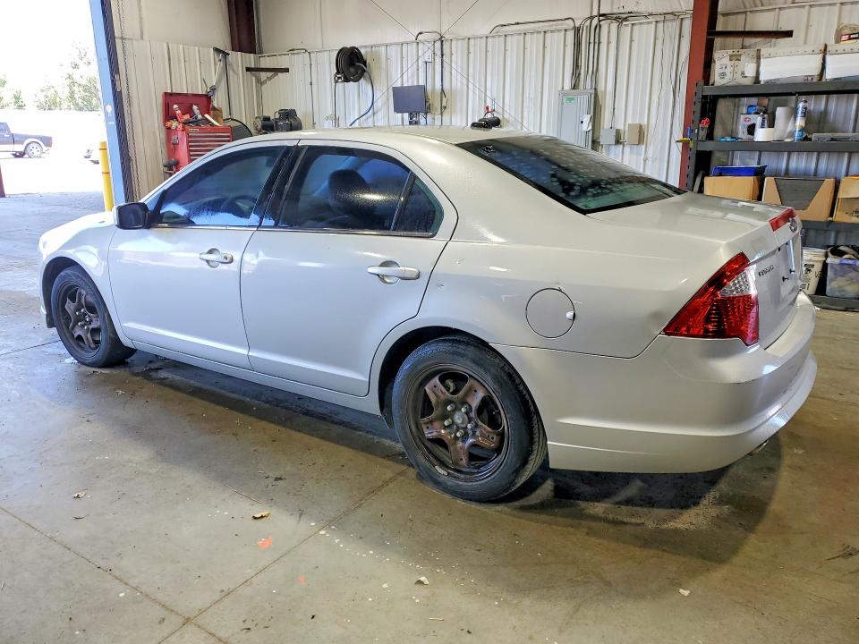 58497986 :رقم المزاد ، 3FAHP0HG1AR161142 vin ، 2010 Ford Fusion مزاد بيع