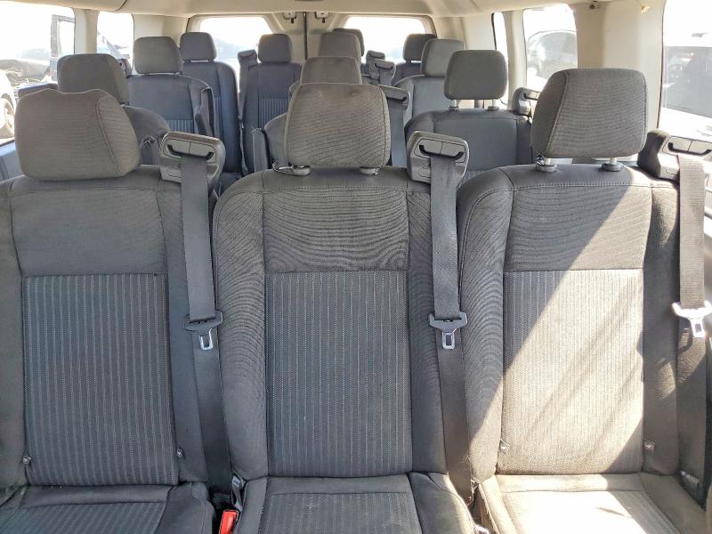 56637806 :رقم المزاد ، 1FBZX2ZM0HKA72616 vin ، 2017 Ford Transit مزاد بيع