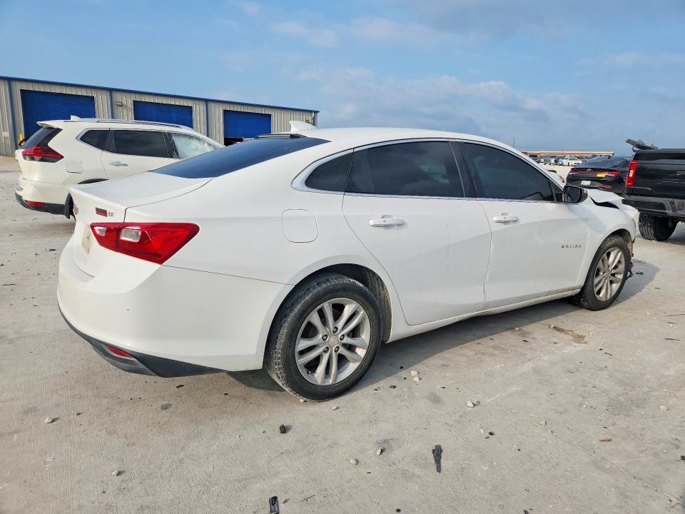 Продаж на аукціоні авто 2018 Chevrolet Malibu, vin: 1G1ZD5ST3JF266488, номер лоту: 58293626