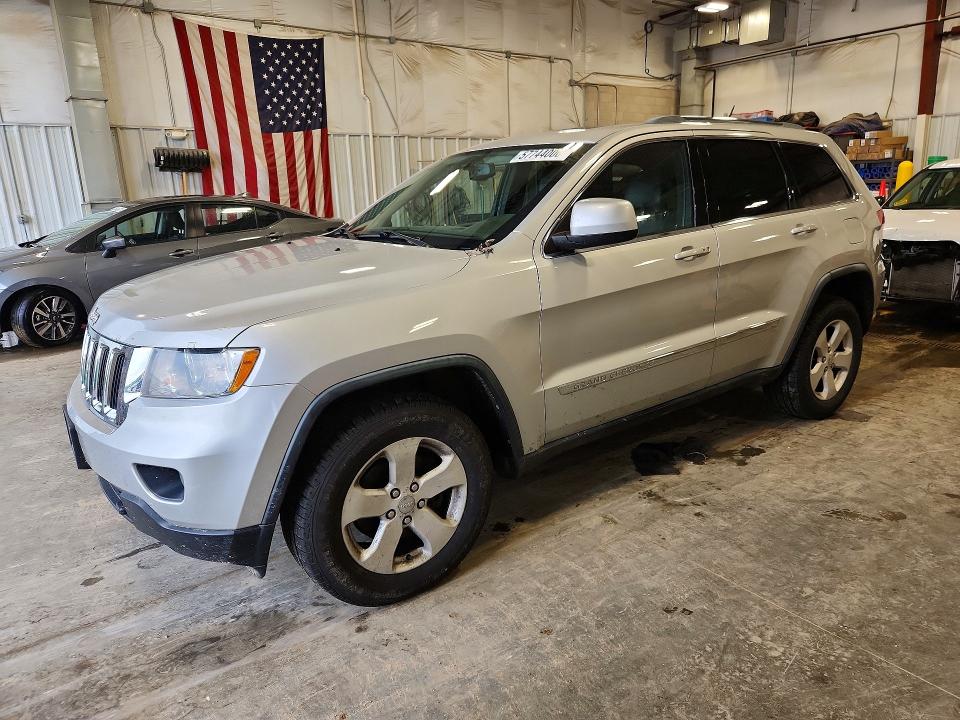 2011 Jeep Grand Cherokee მანქანა იყიდება აუქციონზე, vin: 1J4RR4GG5BC737536, აუქციონის ნომერი: 57744006