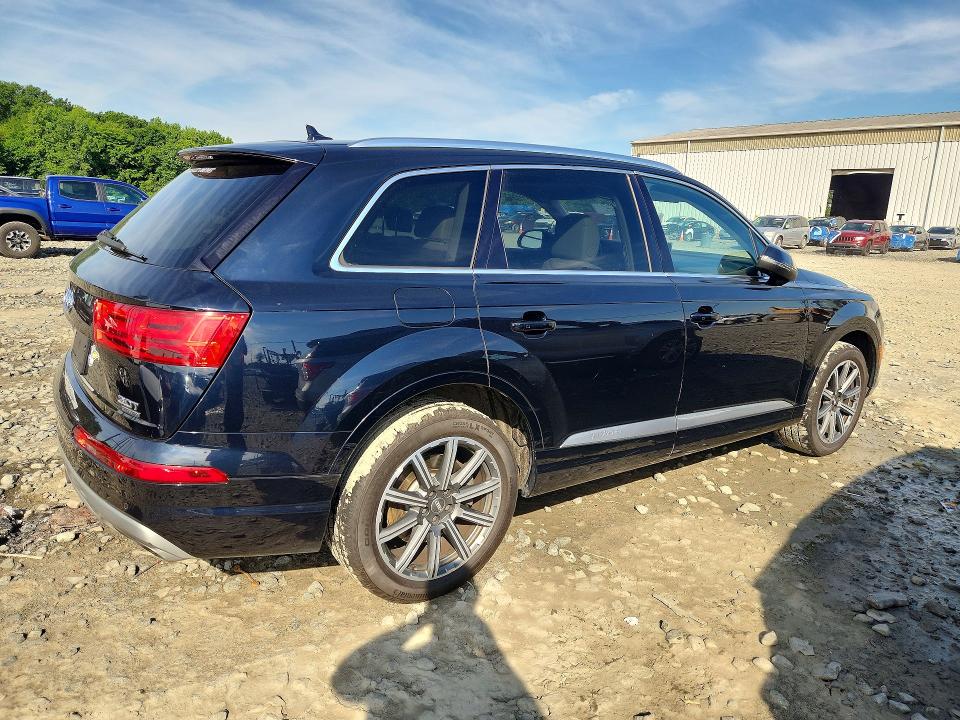 Продажа на аукционе авто 2017 Audi Q7, vin: WA1LAAF72HD023671, номер лота: 58134156