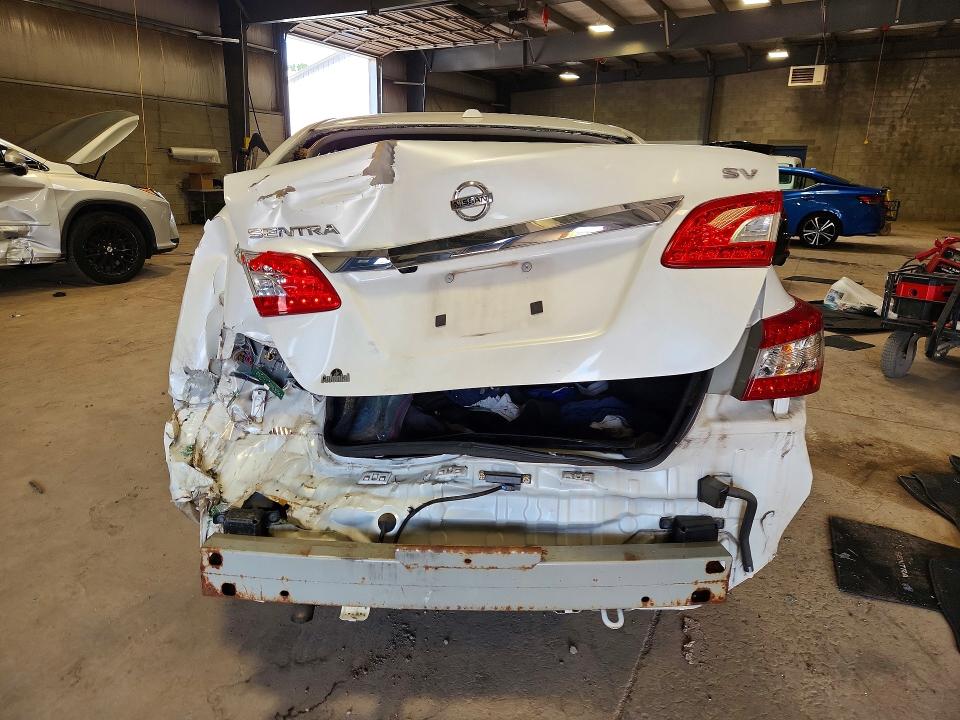 55425896 :رقم المزاد ، 3N1AB7AP2FY365042 vin ، 2015 Nissan Sentra مزاد بيع