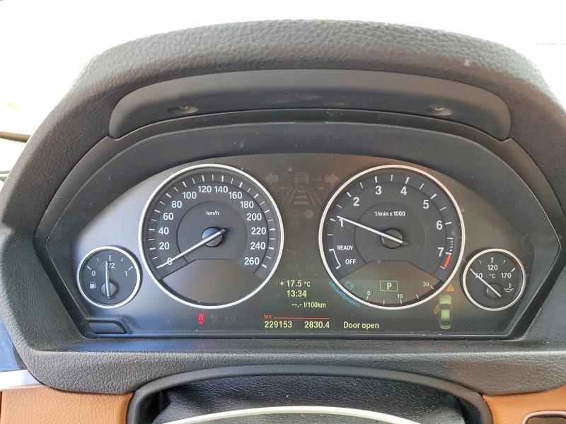 55817316 :رقم المزاد ، WBA3B3C58DF533181 vin ، 2013 Bmw 328 مزاد بيع