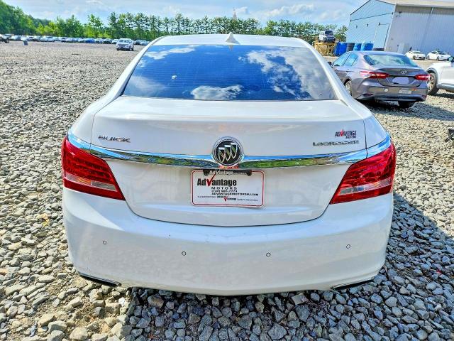 57631486 :رقم المزاد ، 1G4GB5G35GF116268 vin ، 2016 Buick Lacrosse مزاد بيع