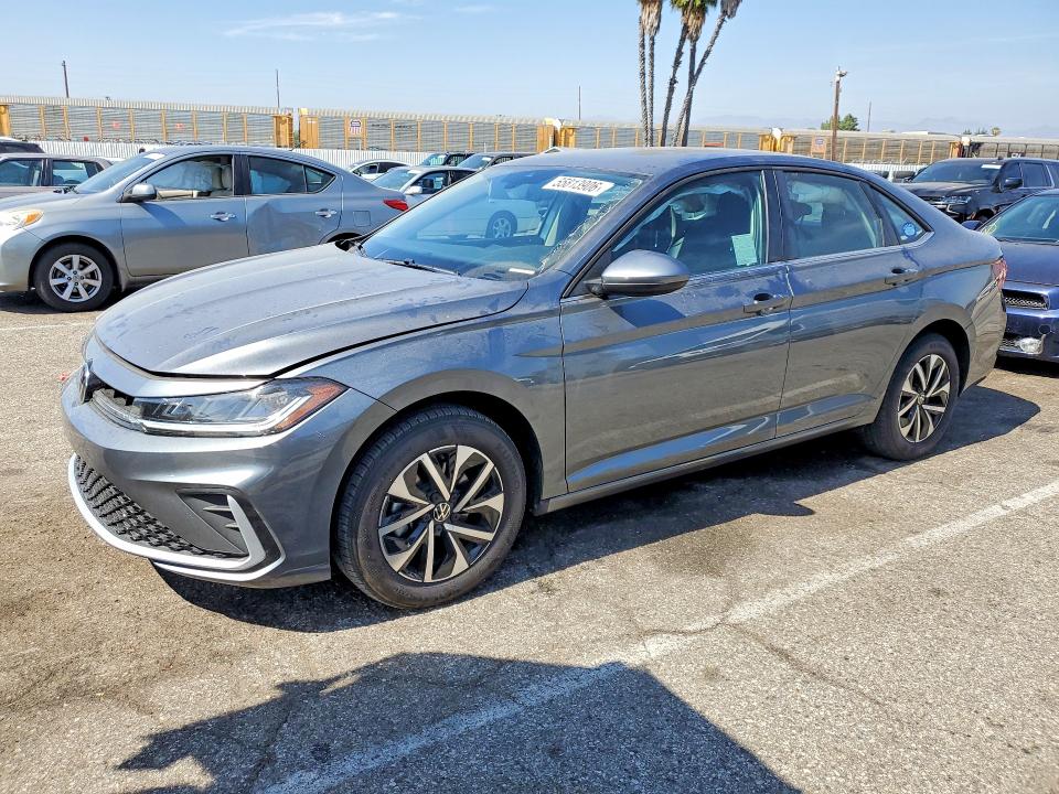 55813906 :رقم المزاد ، 3VW5X7BU6SM001001 vin ، 2025 Volkswagen Jetta مزاد بيع