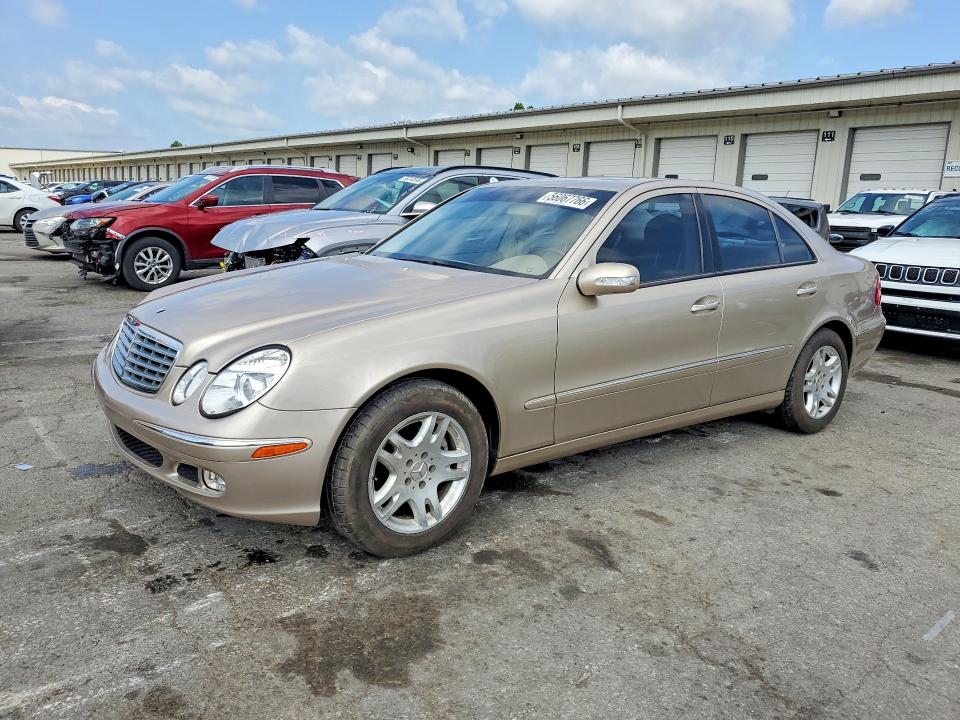56067766 :رقم المزاد ، WDBUF65J63A110598 vin ، 2003 Mercedes-benz E مزاد بيع
