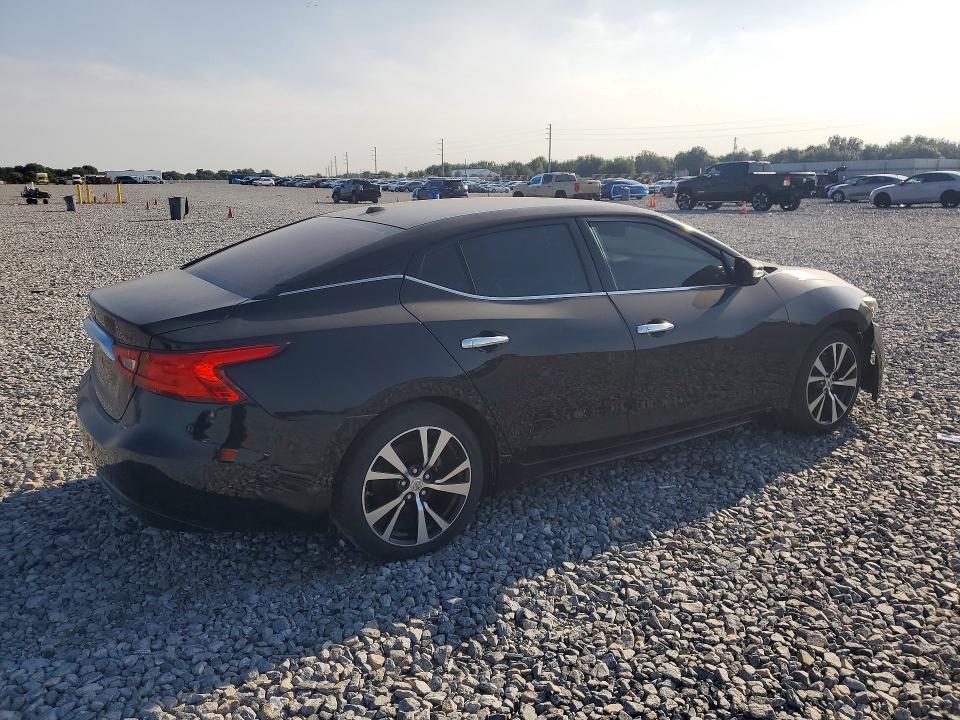 59748536 :رقم المزاد ، 1N4AA6AP6JC370424 vin ، 2018 Nissan Maxima مزاد بيع