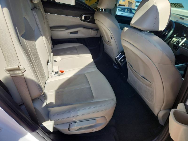 57757296 :رقم المزاد ، 5XYRL4LC5PG206995 vin ، 2023 Kia Sorento مزاد بيع