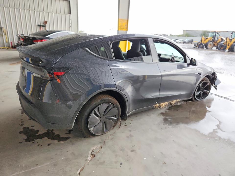 57183786 :رقم المزاد ، 7SAYGDED2TF643475 vin ، 2026 Tesla Model Y مزاد بيع