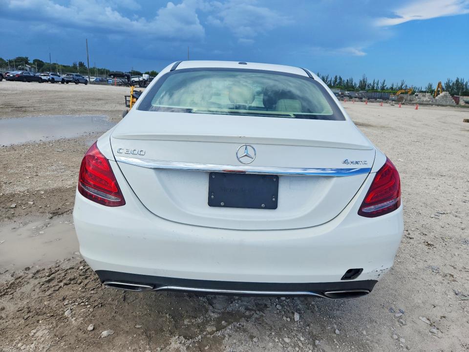 2016 Mercedes-benz C მანქანა იყიდება აუქციონზე, vin: 55SWF4KB5GU111569, აუქციონის ნომერი: 58408266